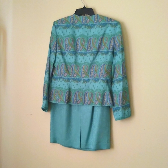 ADRIANNA PAPELL| Women 100% Silk | A-line Full| 8| Paisley| Skirt Sets | - Picture 4 of 15